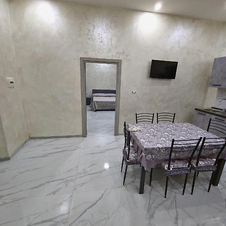 Ritmo Napoletano Appartement Napels Buitenkant foto