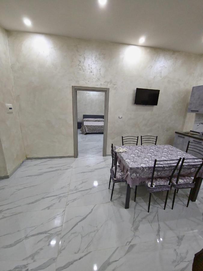 Ritmo Napoletano Appartement Napels Buitenkant foto